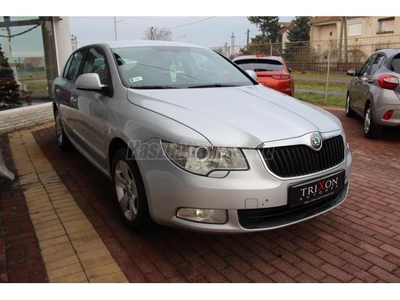 SKODA SUPERB 1.4 TSI Elegance NAVI