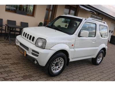 SUZUKI JIMNY 1.3 4WD AC CD 15''AW Black & White Edition - 144e KM - SZERVIZKÖNYV!