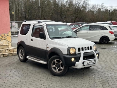 SUZUKI JIMNY 1.3 JLX MAGYAR 15K ÚJSZGUMI HOROG PDC BŐR TETŐ FÜL SZERVÓ CD KLÍMA FELLÉPŐ DPÓTK 215EKM