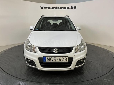 SUZUKI SX4 1.5 GC magyarországi. vezetett szervizkönyves