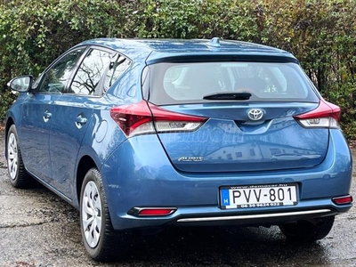 TOYOTA AURIS 1.6 Active MY17 Trend Mo-i!Szervizk.!1.Tulaj!128.233km!Navi!Kamera!Gyári fény!Garancia!