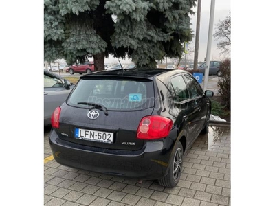 TOYOTA AURIS 1.6 Luna