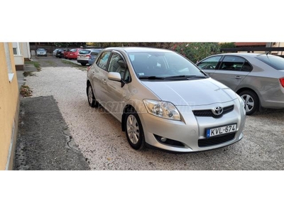 TOYOTA AURIS 1.6 Sol