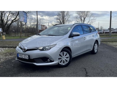 TOYOTA AURIS Touring Sports 1.33 Live (PRE-574) ELSŐ TULAJDONOSTÓL!