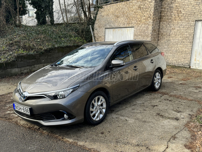 TOYOTA AURIS Touring Sports 1.8 HSD Active (Automata)