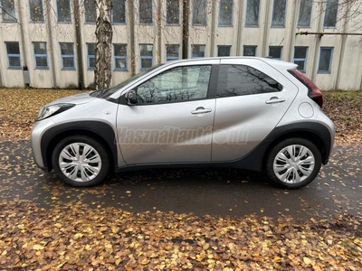 TOYOTA AYGO X 1.0 VVT-i Comfort CVT