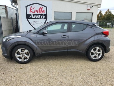 TOYOTA C-HR 1.8 Hybrid Active (ülésfűtéssel) e-CVT Szervizkönyv / Kamera / Ülésfűtés / magyarországi / ÁFA-s számla!