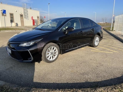 TOYOTA COROLLA Sedan 1.6 Active