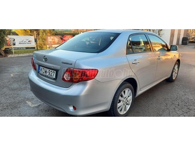 TOYOTA COROLLA Sedan 1.6 Sol