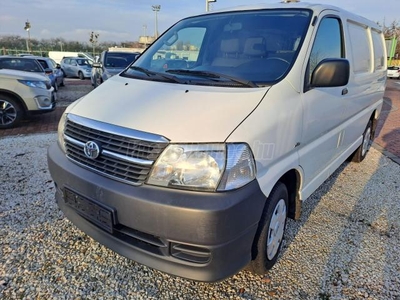 TOYOTA HI-ACE Hiace 2.5 D-4D Panel Van Comfort