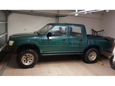 TOYOTA HI LUX Hilux 2.4 D