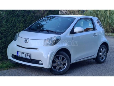 TOYOTA IQ 1.0 Eco Mo-i.81.800 km.S.mentes.Digit Klíma.Téli-Nyárigumik.Alufelni.Friss szerviz.AUX