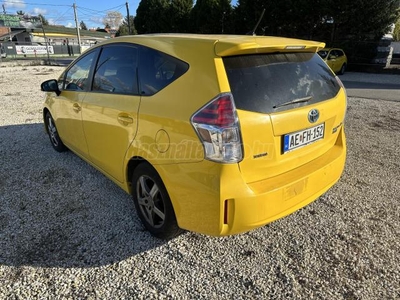 TOYOTA PRIUS+ 1.8 HSD Executive e-CVT