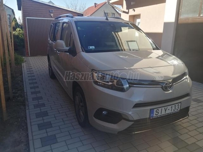 TOYOTA PROACE City Verso 1.2T Family L2H1 [7 személy]