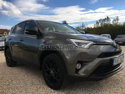 TOYOTA RAV 4 Rav4 2.0 D-4D Executive MY18 2WD MAGYARORSZÁGI-XENON-KAMERA-VONÓHOROG-NAVI ELŐKÉSZÍTÉS-GARANCIA!!!!!