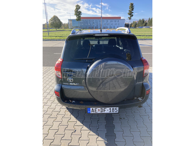 TOYOTA RAV 4 Rav4 2.2 D-4D 4x4 Sol