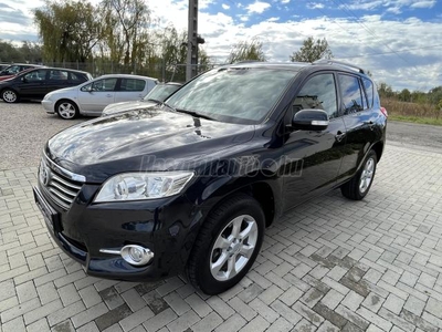 TOYOTA RAV 4 Rav4 2.2 D-4D Executive Navi NAVIGÁCIÓ. KEYLES GO.ÜLÉSFŰTÉS.TEMPOMAT