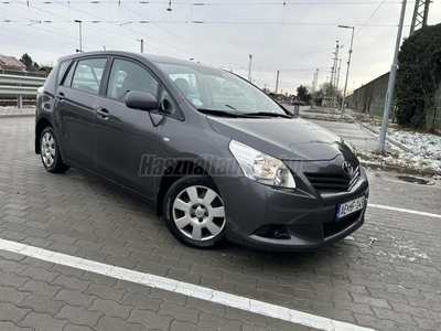 TOYOTA VERSO 1.6 (5 személyes ) Valvematic - Kiváló állapot - végig vezetett szervizkönyv - téli/ nyári szettel