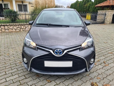 TOYOTA YARIS 1.5 HSD Active e-CVT Navi