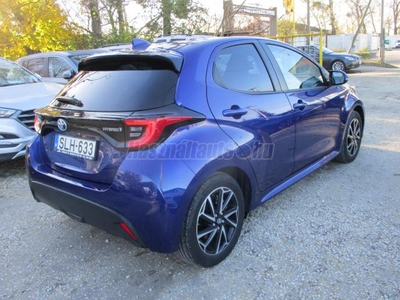 TOYOTA YARIS 1.5 Hybrid Executive e-CVT