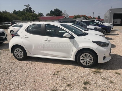 TOYOTA YARIS 1.5 VVT-i Comfort Tech