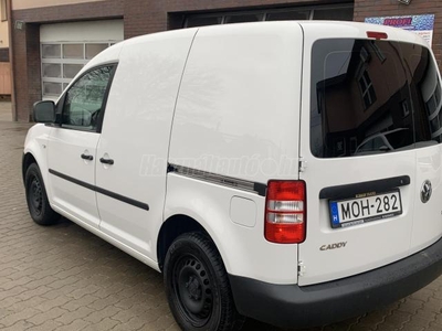 VOLKSWAGEN CADDY 1.6 CR TDI Trend BlueMotion