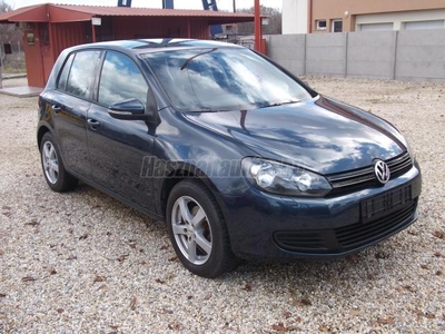 VOLKSWAGEN GOLF VI 1.6 Highline 2-gyárikulcs.10-légzsák.Ülésfűtés.Autómata-Klíma.Radar-elöl-hátul.4-el-ablak