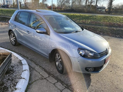 VOLKSWAGEN GOLF VI 1.6 TDi Comfortline VEZETETT SZERVIZK! ELETR.NAPFÉNYTETŐ! TEMPOMAT! V.HOROG!ALUF! 10 LÉGZSÁK!