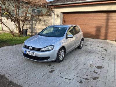 VOLKSWAGEN GOLF VI 2.0 TDi Comfortline