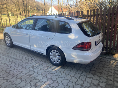 VOLKSWAGEN GOLF VI Variant 1.6 CR TDI Trendline