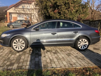 VOLKSWAGEN PASSAT CC 2.0 CR TDI Business