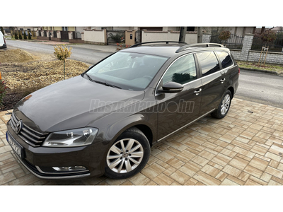 VOLKSWAGEN PASSAT VII Variant 2.0 CR TDI BMT Highline Mo-i. végig szervízelt.új vezérléssel és akksival. téli-nyári gumi