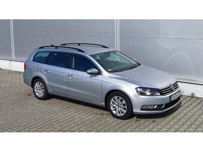 VOLKSWAGEN PASSAT VII Variant 2.0 CR TDI Comfortline BMT /GYÁRI ALU/TEMPOMAT/NAVI/E-H PARKRADAR/ÜLÉSFŰTÉS/SZERVIZKÖNYV!