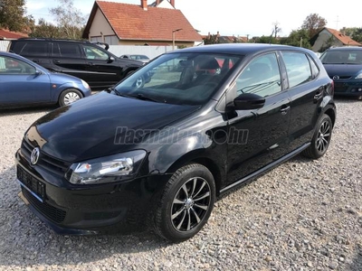 VOLKSWAGEN POLO 1.2 70 Trendline