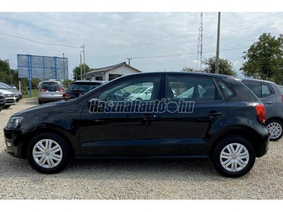 VOLKSWAGEN POLO V 1.2 70 Trendline