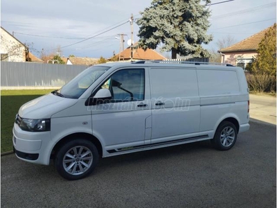 VOLKSWAGEN TRANSPORTER 2.0 CR TDI 4motion Dupla tolóajtós kivitel. kárpitozott raktér!