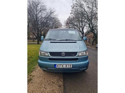 VOLKSWAGEN TRANSPORTER T4 Caravelle 2.5 Comfortline