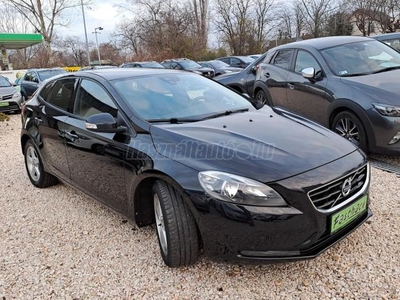 VOLVO V40 1.6 D [D2] Kinetic 1 ÉV GARANCIA! FRISS MŰSZAKI!