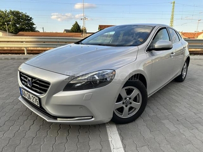 VOLVO V40 1.6 D [D2] Summum BŐR ÜLÉS/ ELŐL-HÁTUL PDC/ PARKING ASSISTANT/