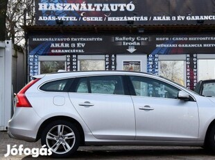 Volvo V60 2.0 D [D2] Momentum 1.TUL.///Teljes S...