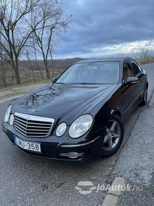 MERCEDES-BENZ E-osztály