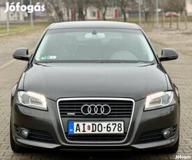 AUDI A3 2.0 TDI Attraction DPF quattro Crtdi