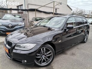 BMW 318i Touring Digit Klíma! Színes Navi! Pano...