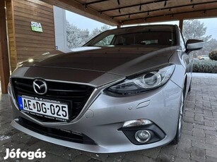 Mazda 3 Sport 2.2 D Revolution Top Bose Hifi ....