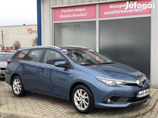 Toyota Auris Touring Sports Active MY17