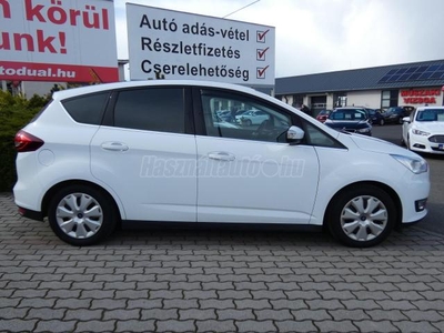 FORD C-MAX 1.5 TDCi DPF Titanium SZERVIZKÖNYV!