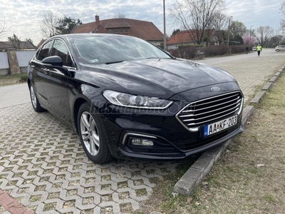 FORD MONDEO 2.0 EcoBlue Titanium (Automata) sávtartó.holttér.navi.ülésfűtés.kamera.keyless.táblafelismerő.táv.tartó tempomat