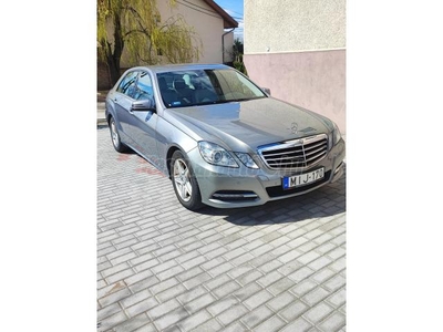 MERCEDES-BENZ E 220 CDI BlueEFF. Classic 7G-TRONIC