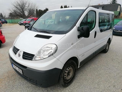 RENAULT TRAFIC 2.0 dCi L1H1P1 Passenger 9SZEMÉLYES VONÓHOROG AZONNALVIHETŐ KLÍMA ABS 2LÉGZSÁK