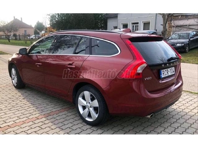 VOLVO V60 2.0 D [D3] Summum